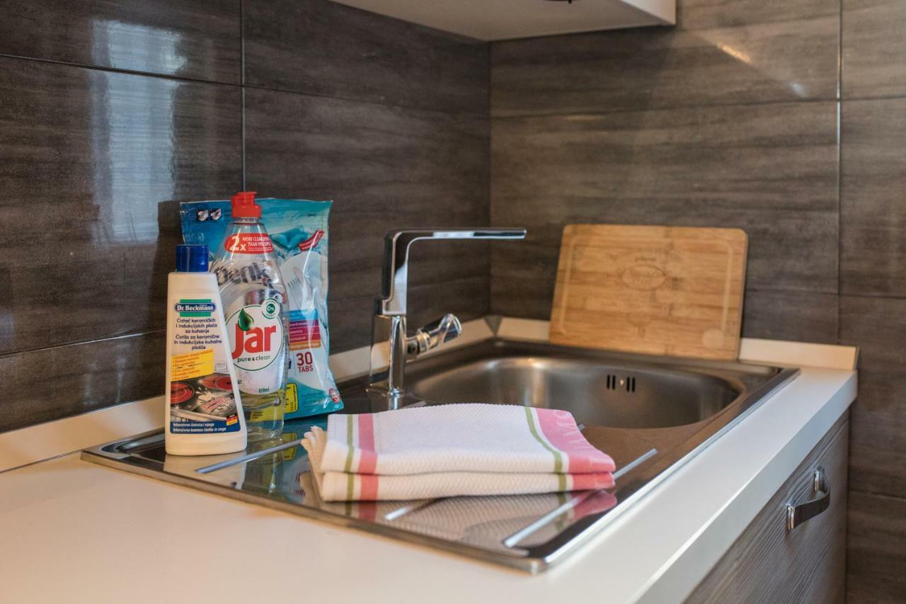 Apartment Bella Baška Voda المظهر الخارجي الصورة